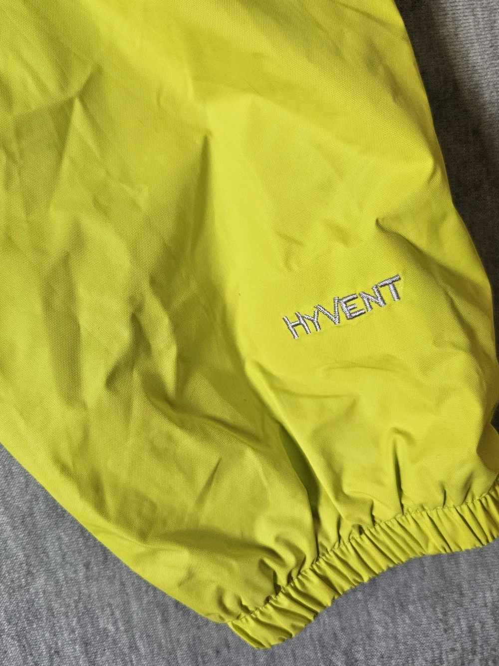 North Face Kids HyVent Rain Jacket Lime Yellow size M 10/12 Waterproof
